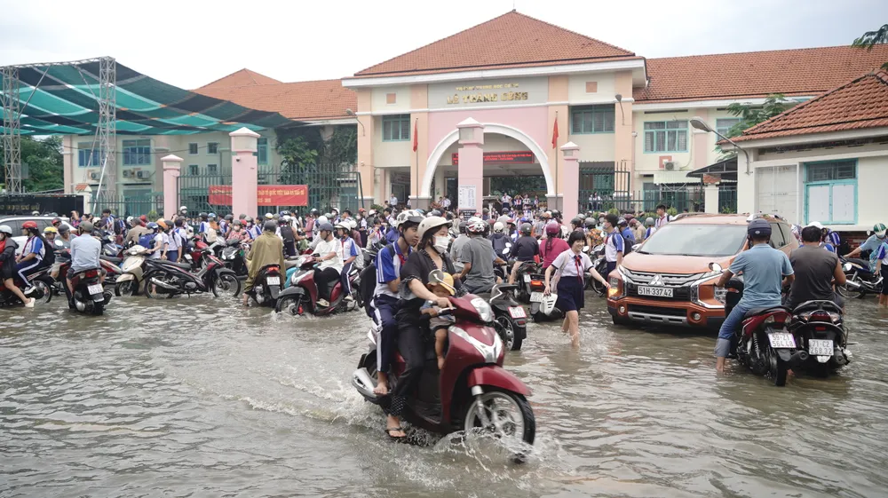 Đường Đào Sư Tích, xã Nhà Bè - Đoạn Trường THCS Lê Thành Công.JPG