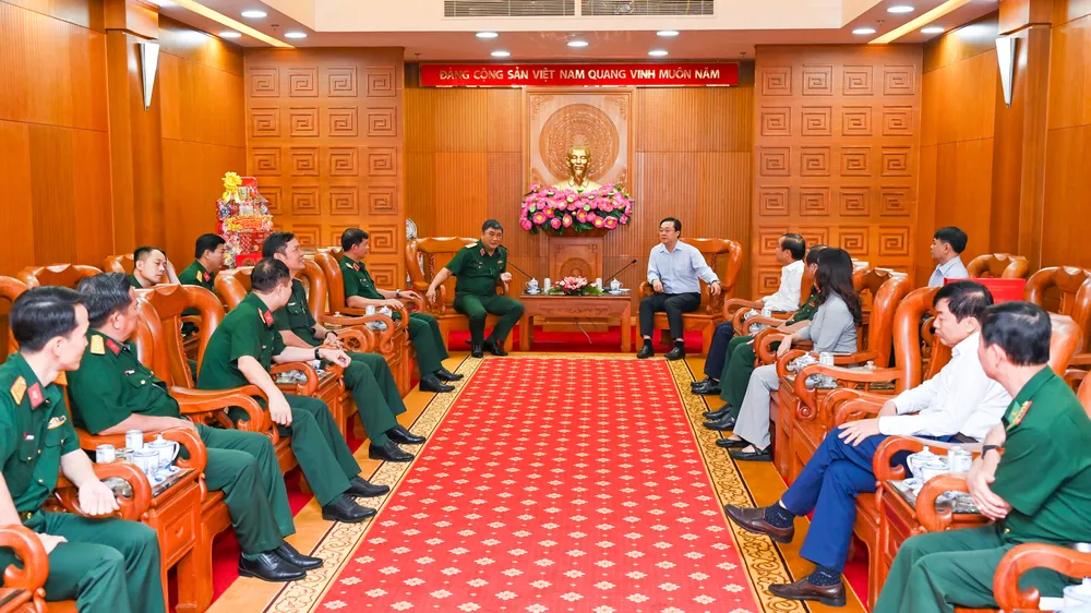 Quang cảnh buổi tiếp đoàn