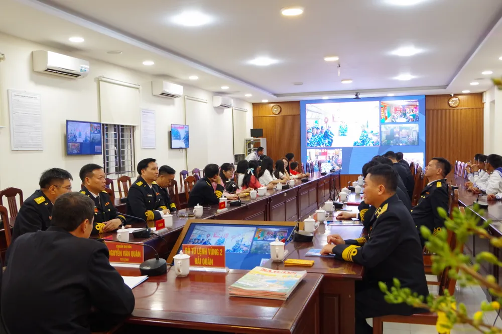 Hình 2 Toàn cảnh buổi chúc Tết trực tuyến.JPG