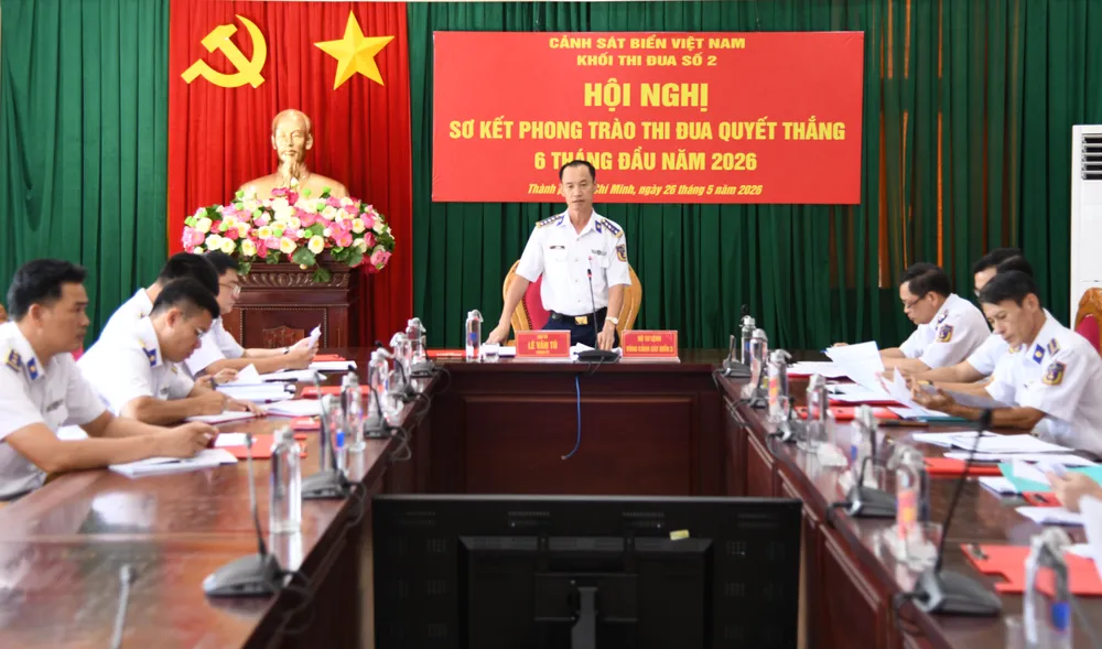 Đại tá Lê Văn Tú, chủ trì Hội nghị.JPG