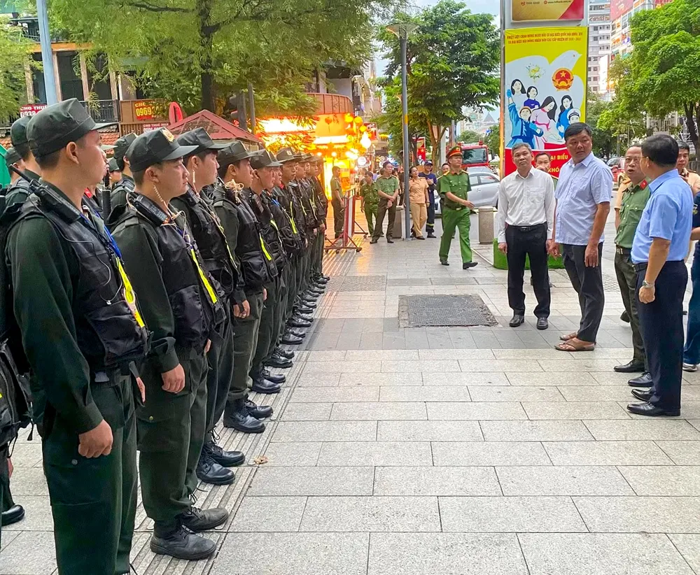Ban giám đốc Công an TPHCM kiểm tra công tác tổ chức.jpg