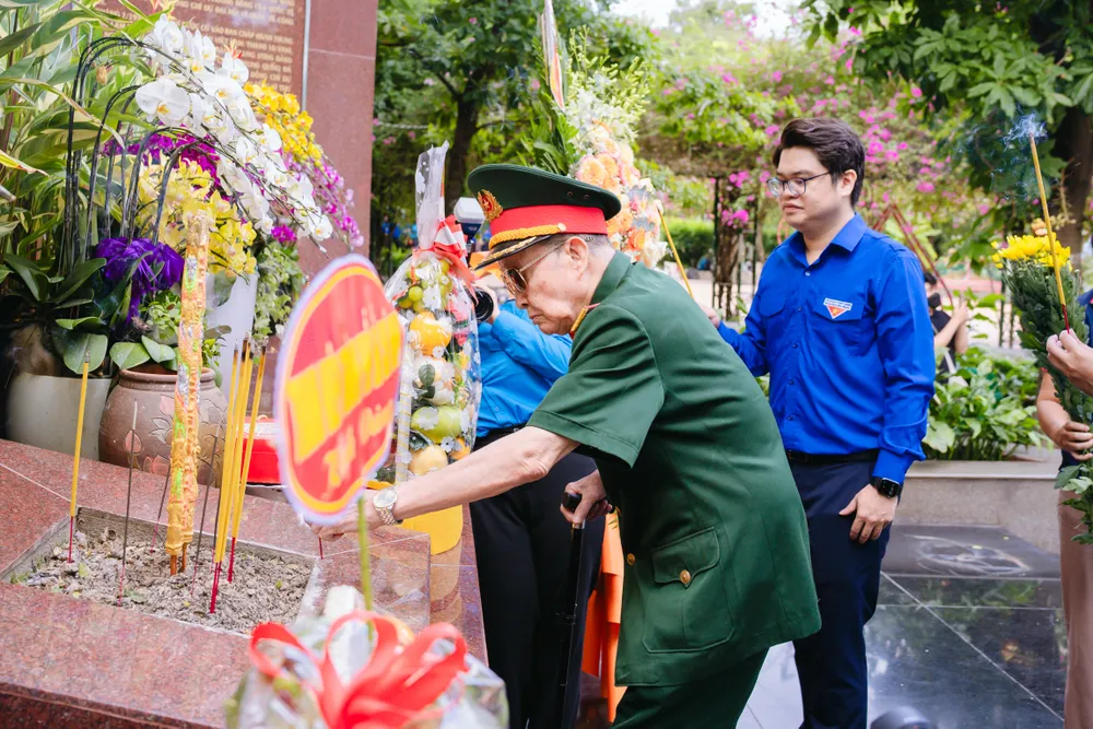 dinhdang-23.jpg