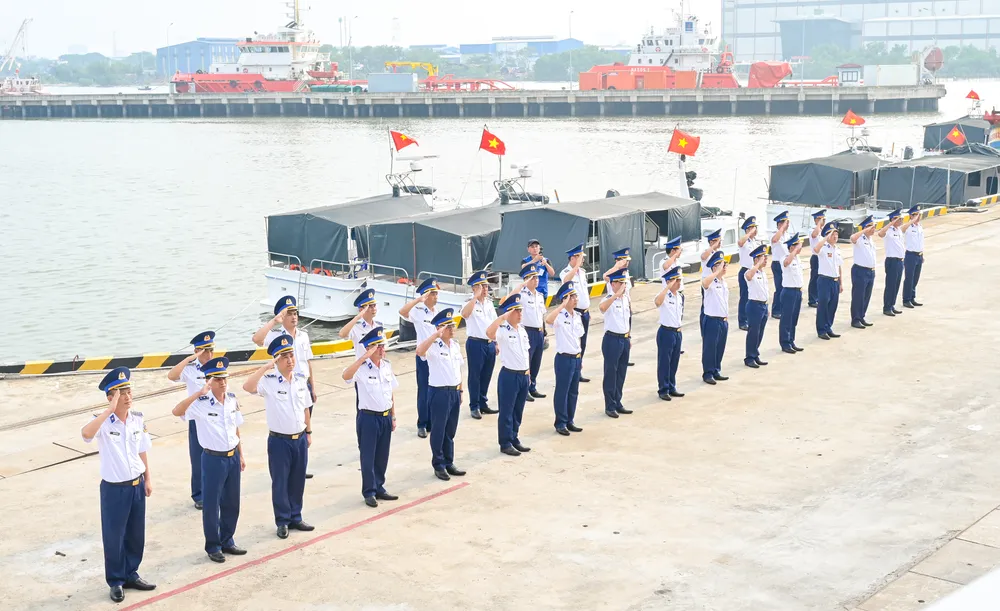 TRANG THU BIEN CUONG (9).jpg