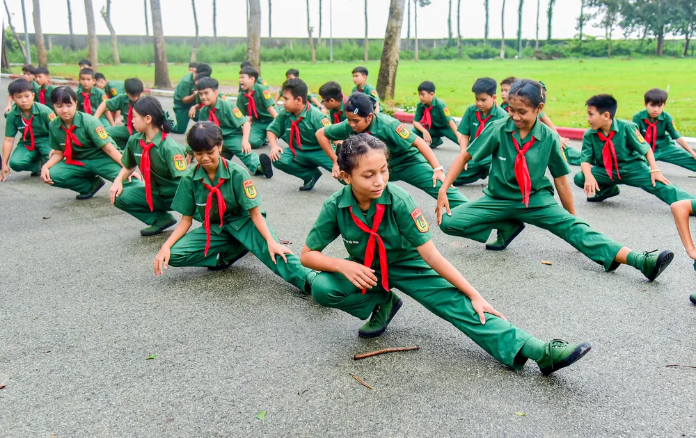 Học sinh trường Thiếu sinh quân 5.jpg