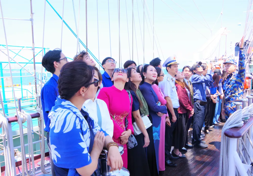 Học viện Hải quân (3).JPG