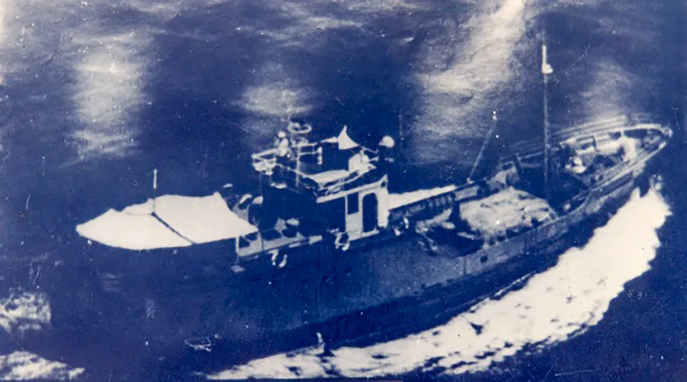 Lu Doan 125 (7) - Tàu C54 trên đường vận chuyển hàng vào Quân khu 9, tháng 10-1969.jpg