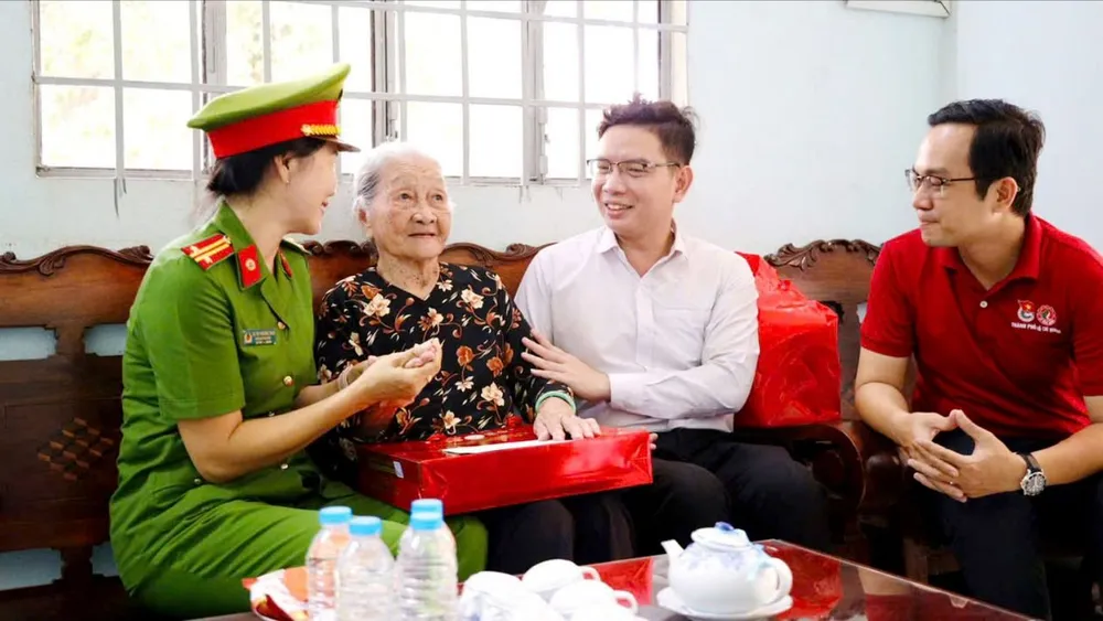 meanhung.jpg