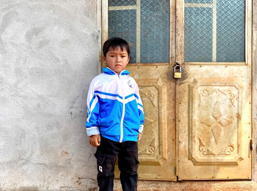 Mong giúp cháu bé mồ côi cha mẹ