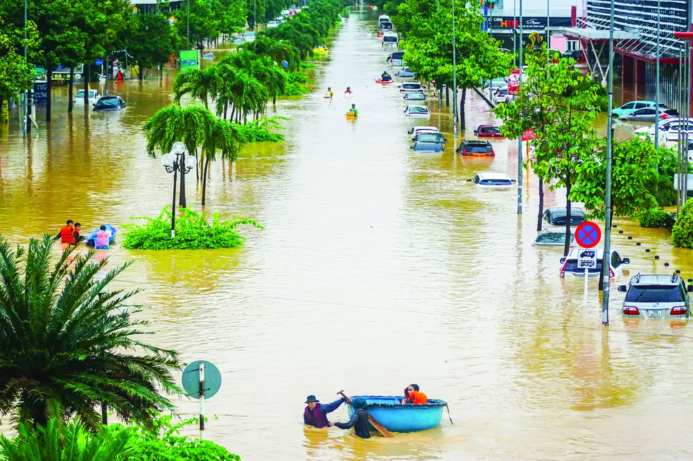 Khu đô thị Vĩnh Điềm Trung (phường Tây Nha Trang, Khánh Hòa) chìm trong nước. Ảnh: TIẾN THẮNG