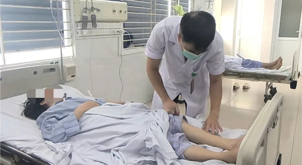Sốt xuất huyết vào mùa, nhiều ca bệnh diễn tiến nặng