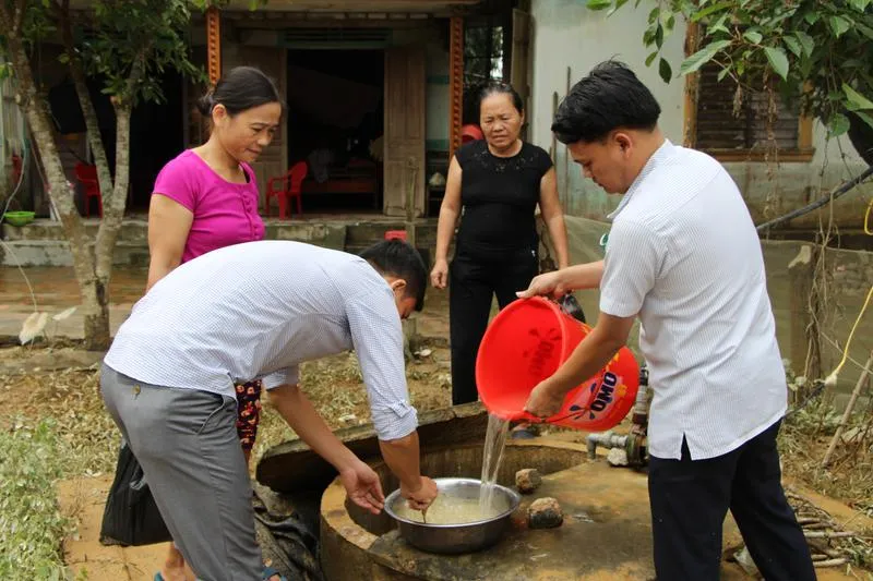 Cảnh báo nguy cơ ngộ độc thực phẩm, bệnh truyền nhiễm sau mưa lũ