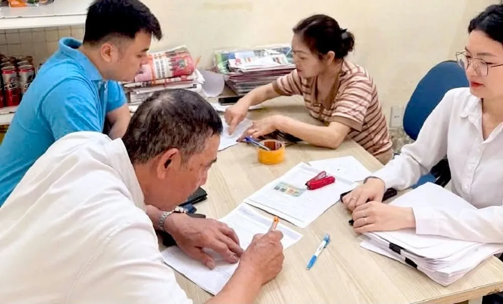 chuyen-doi-so-trong-chi-tra-luong-huu-tro-cap-bhxh-kinh-nghiem-tu-bhxh-co-so-chi-lang-20260811143723.jpg