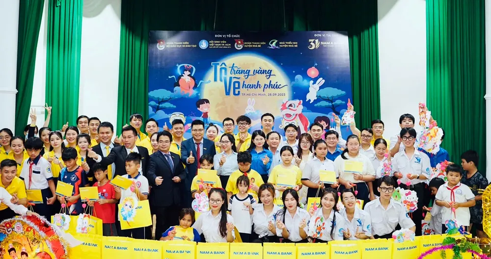Nam A Bank mong muốn các em có một mùa Trung thu ấm áp và trọn vẹn