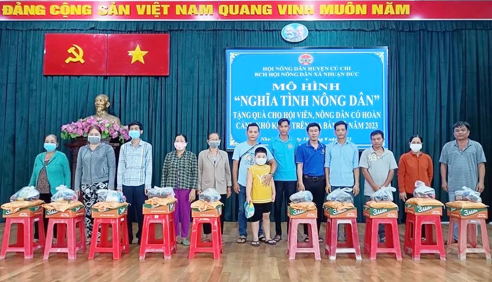 Chương trình “Nghĩa tình nông dân” do Hội Nông dân xã Nhuận Đức, huyện Củ Chi, TPHCM phát động, thực hiện