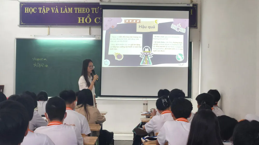 Lớp học về an toàn trên không gian mạng do CyberKid Vietnam triển khai tại các trường học ở TPHCM