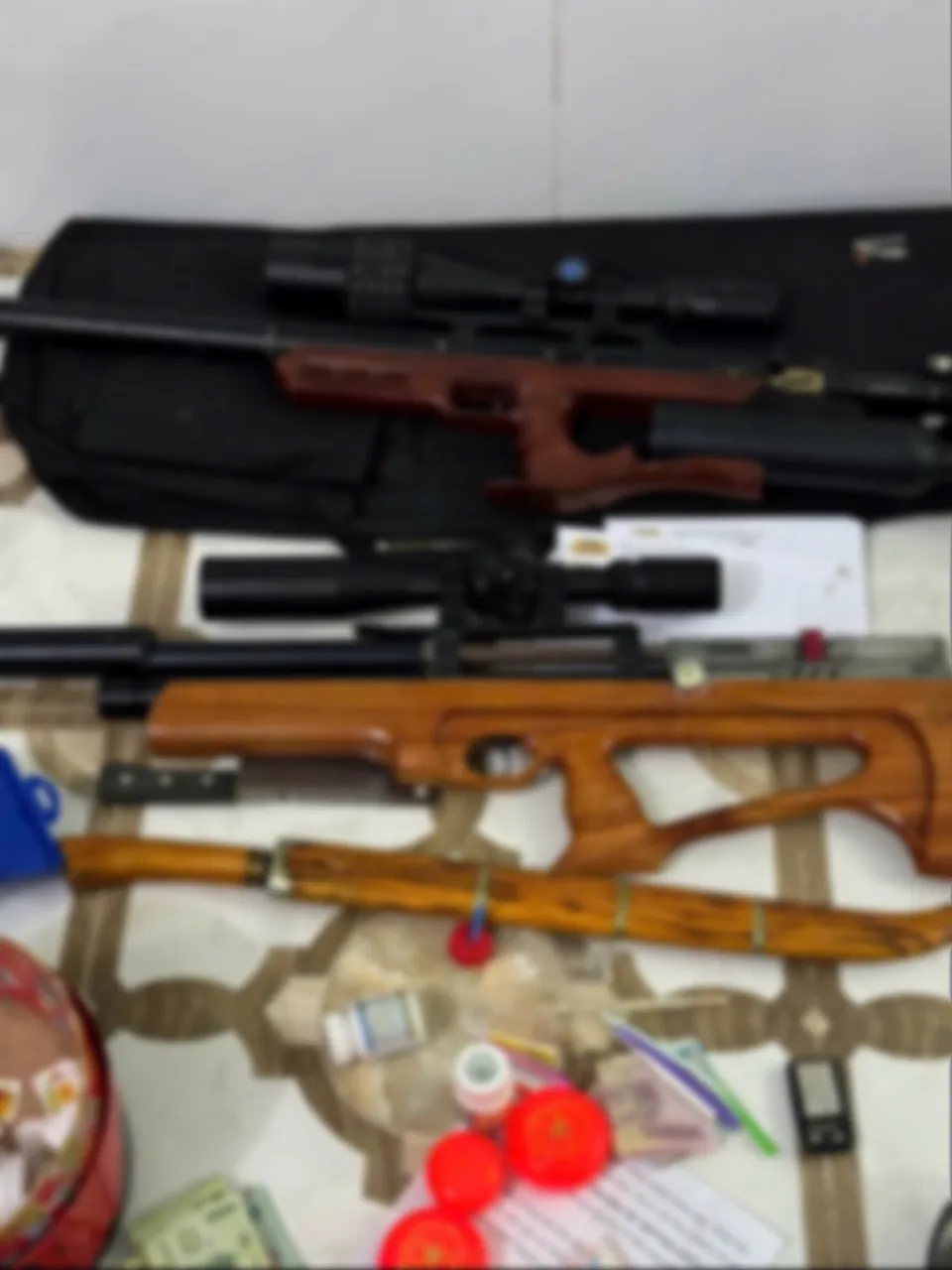 Tang vật thu giữ tại nhà riêng của đối tượng Nguyễn Ngọc Dư.jpg