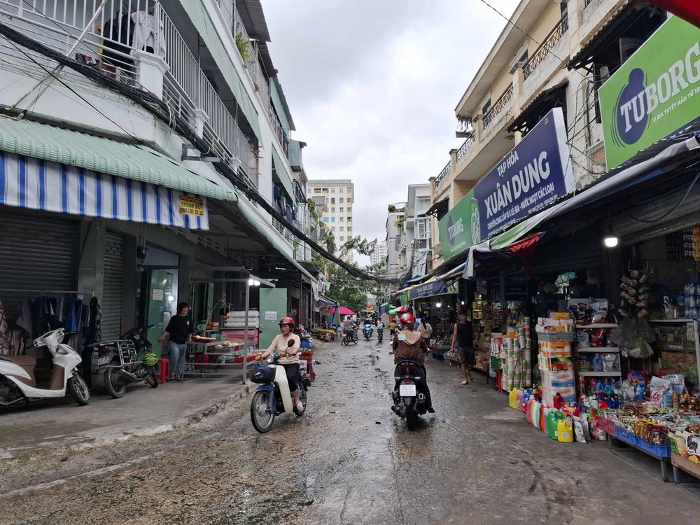 Many suspects lure workers to join illegal organizations in the border area between Neighborhood 37, Binh Chieu Ward, Thu Duc City, Ho Chi Minh City and Neighborhood Nhi Dong 1, Di An Ward, Di An City, Binh Duong Province