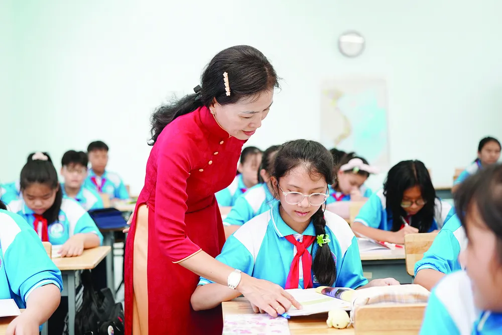 Một giờ học tại lớp 6/1 Trường THCS Bình Trị Đông B, quận Bình Tân, TPHCM. Ảnh: HOÀNG HÙNG