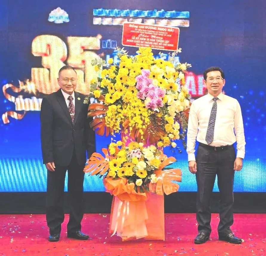 Đội ngũ luật sư TPHCM cùng nhau bảo vệ công lý (1).jpg