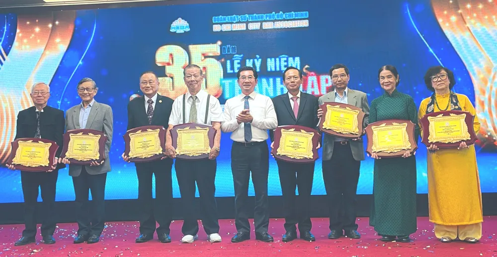 Đội ngũ luật sư TPHCM cùng nhau bảo vệ công lý (3).jpg