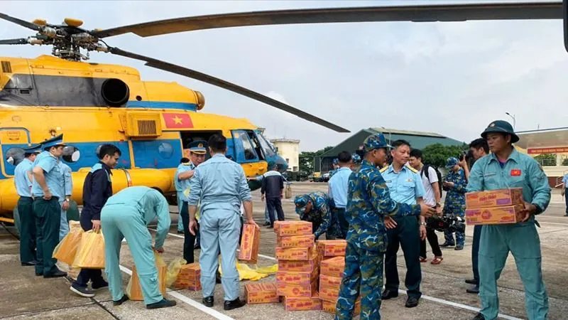 Bộ Quốc phòng điều máy bay cứu trợ vùng bị lũ cô lập ở Lạng Sơn