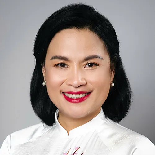 ba Ngo Phuong Lan-500.jpg