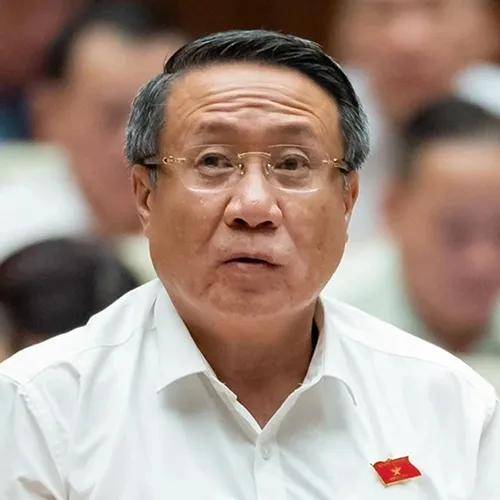 ong ha sy dong-500.jpg