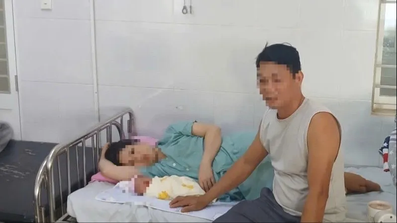 Sức khỏe sản phụ và trẻ sơ sinh đã ổn định. Ảnh: NGUYỄN LONG