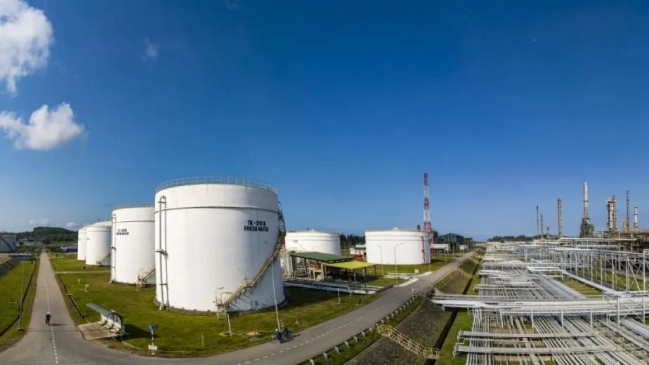 Bộ Công thương yêu cầu các doanh nghiệp đảm bảo nguồn cung và dự trữ xăng dầu theo quy định. Ảnh minh hoạ: DMS