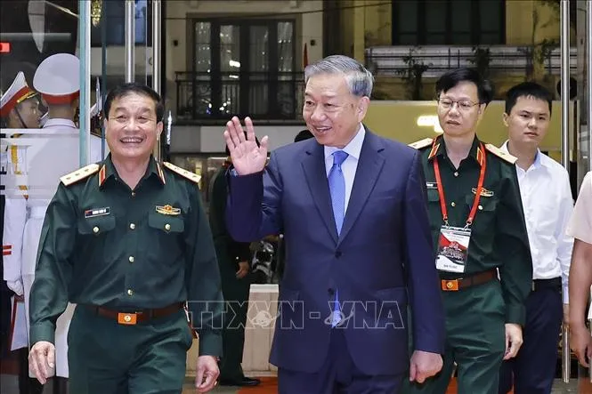 Tổng Bí thư Tô Lâm, Bí thư Quân ủy Trung ương dự chương trình. Ảnh: TTXVN