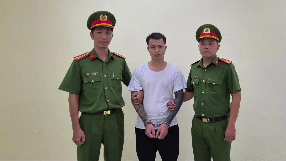 Ảnh 1 - Tàng keng Lê Anh Điệp.jpg