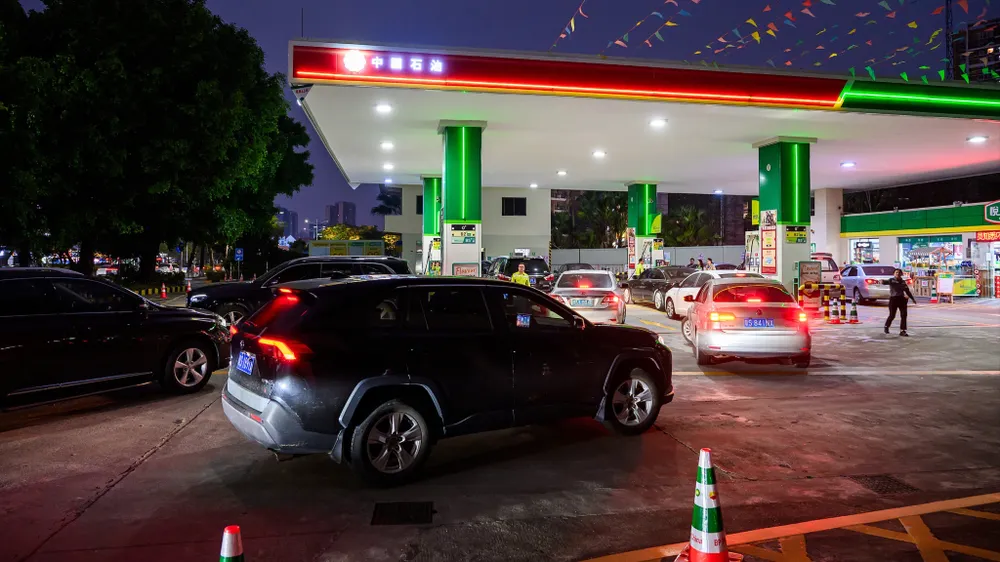 Một trạm xăng tại tỉnh Quảng Đông, Trung Quốc. Ảnh: XINHUA 