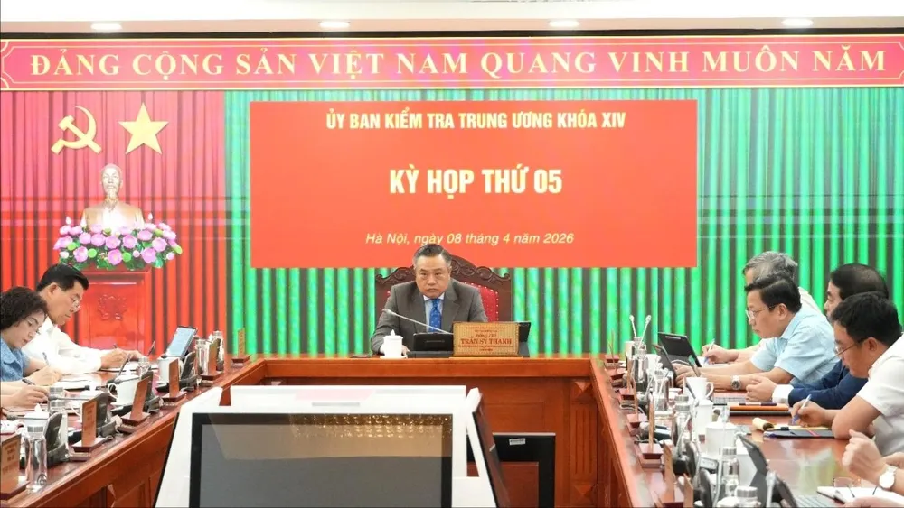 Đề nghị thi hành kỷ luật Chủ tịch HĐQT Tổng Công ty Cảng hàng không Việt Nam