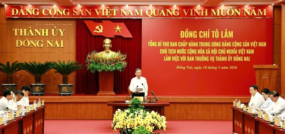 Tổng Bí thư, Chủ tịch nước Tô Lâm làm việc với Ban Thường vụ Thành ủy Đồng Nai. Ảnh: PHẠM TÙNG