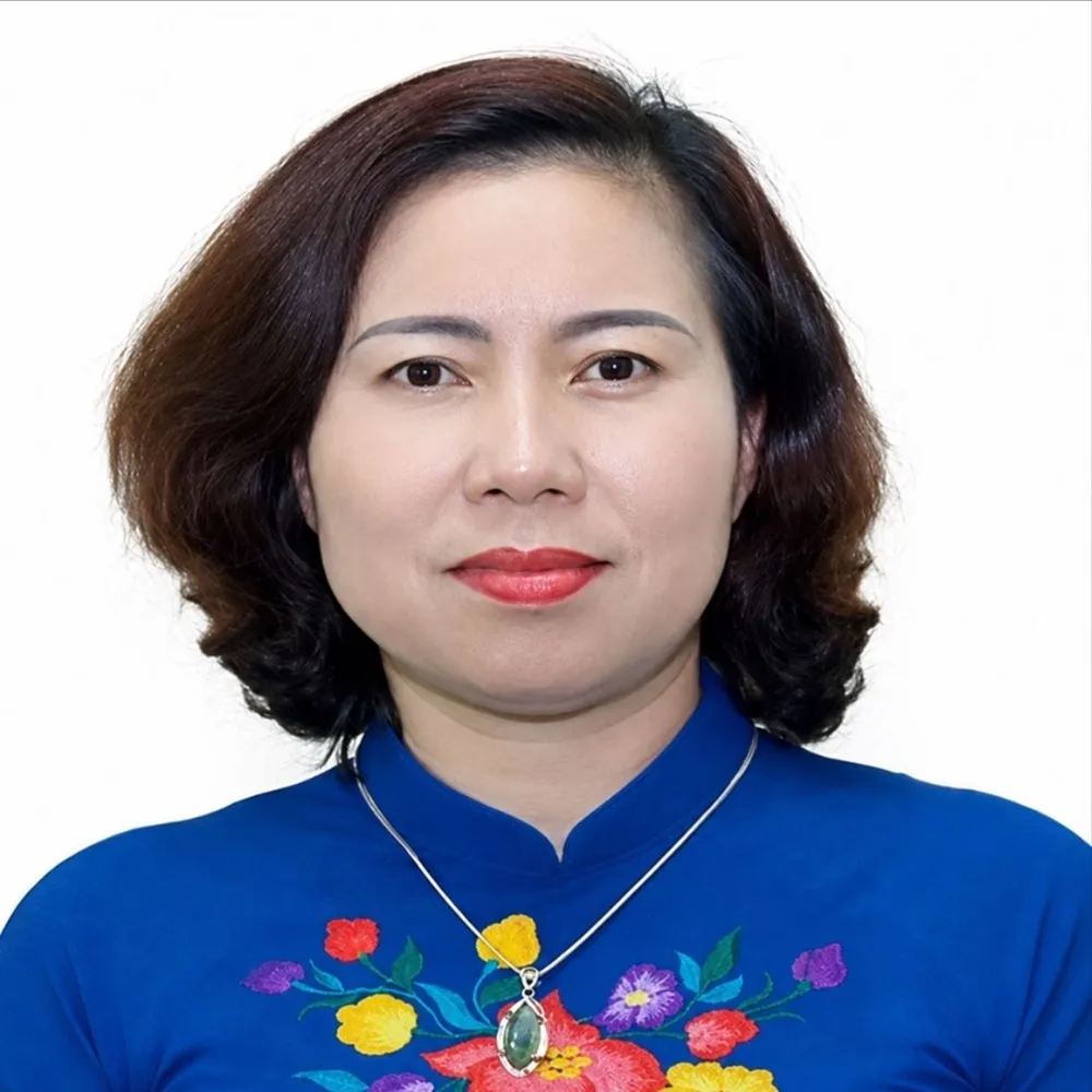 Bùi Thị Thơm.jpg