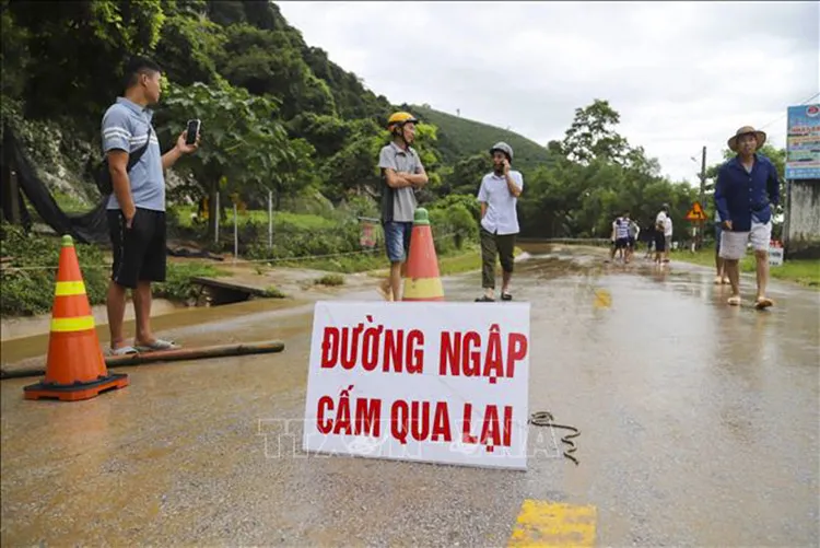 Bắc Bộ và Bắc Trung Bộ đề phòng lũ quét, sạt lở đất. Ảnh: TTXVN