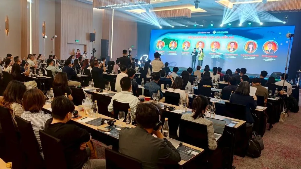 Đông đảo các nhà bán lẻ online tham gia chương trình do Alibaba.com tổ chức