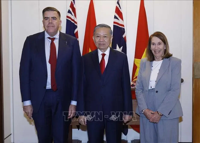 chu-tich-ha-vien-australia--sggp.jpg