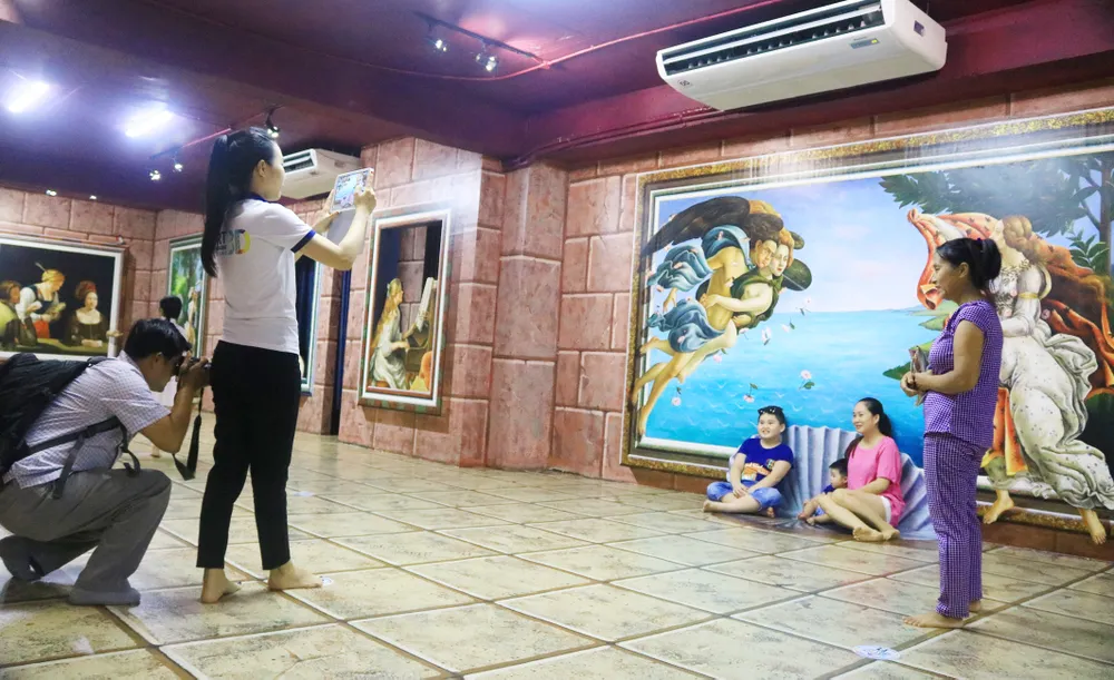 Phòng tranh nghệ thuật 3D lớn nhất Việt Nam ảnh 3