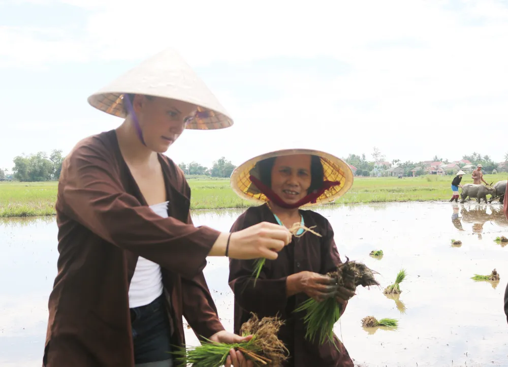 Du lịch làm nông dân ảnh 5