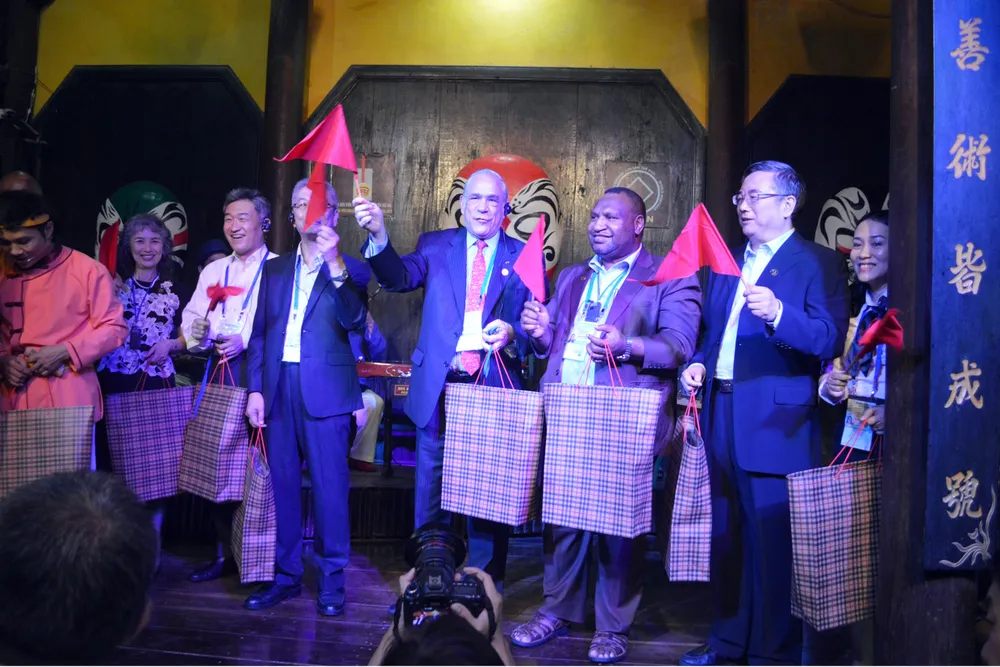 Các Bộ trưởng APEC tham quan phố cổ Hội An ảnh 12