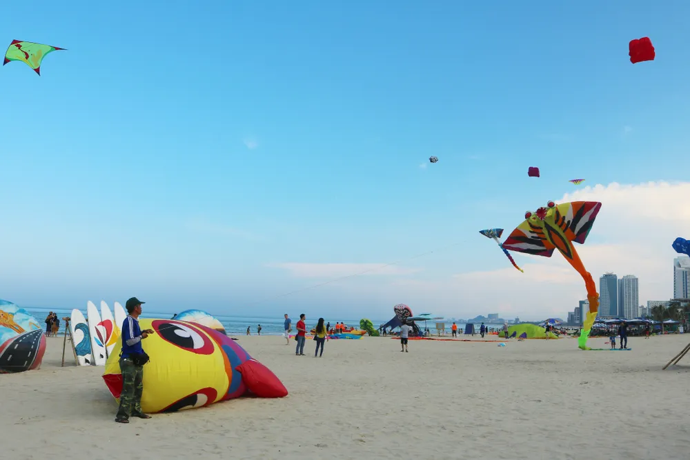 Sôi động mùa du lịch biển Đà Nẵng 2018 ảnh 4