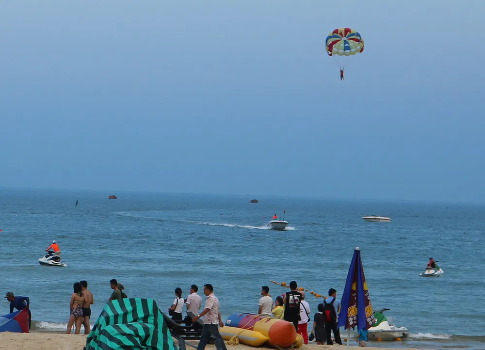 Sôi động mùa du lịch biển Đà Nẵng 2018 ảnh 7