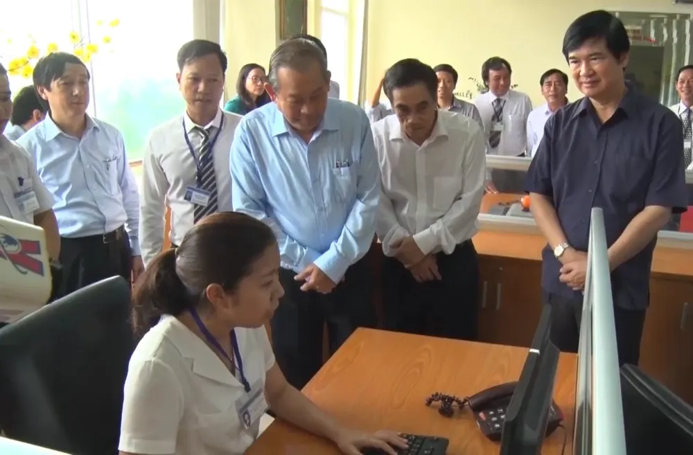 Phó Thủ tướng Trương Hòa Bình kiểm tra công tác cải cách hành chính tại Quảng Nam ảnh 2