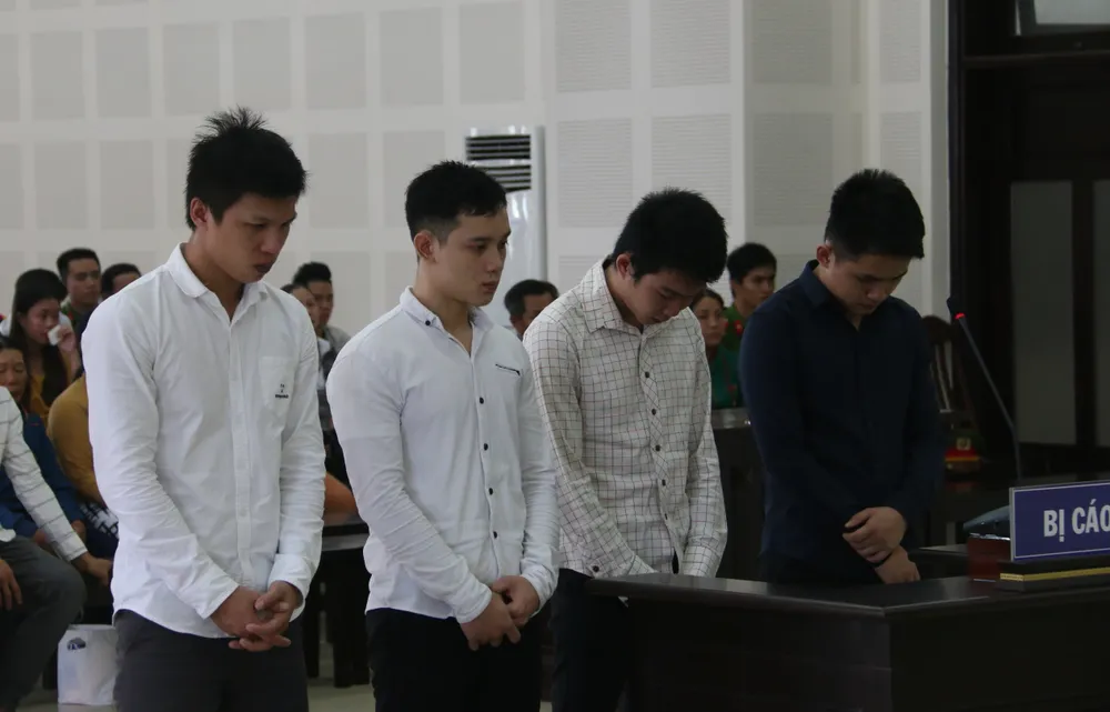 Các bị cáo tại phiên xét xử