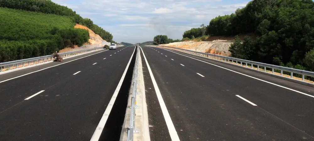 Cao tốc Đà Nẵng- Quảng Ngãi thông xe vào ngày 2-9 ảnh 2