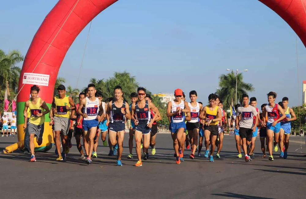 Gần 120 đoàn tham gia giải Việt dã truyền thống Báo Quảng Nam lần thứ 22 ảnh 2