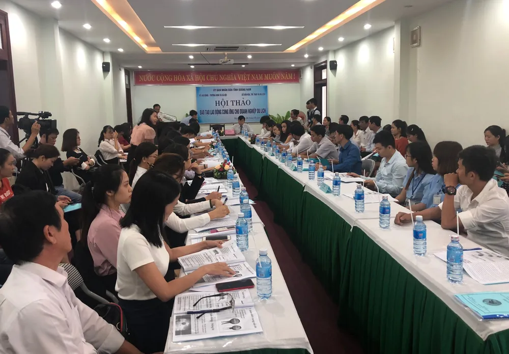 Tìm hướng nâng cao chất lượng lao động ngành du lịch ảnh 3