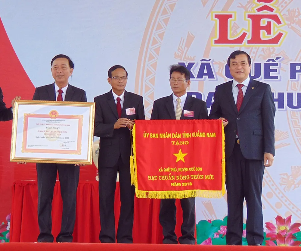 Thủ tướng Nguyễn Xuân Phúc dự Lễ công nhận xã Quế Phú đạt chuẩn nông thôn mới ảnh 2