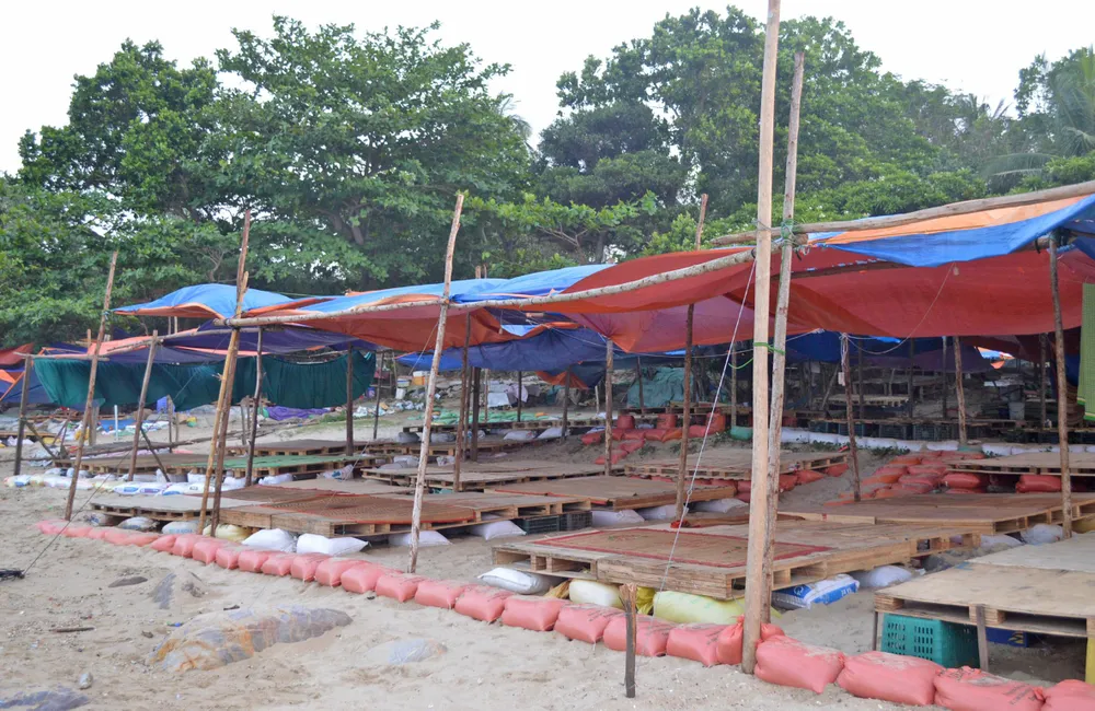 Sẽ tháo dỡ các lều quán dựng trái phép tại ghềnh đá Nam Ô ảnh 2